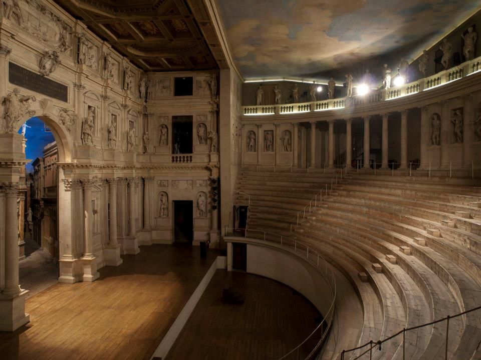 Teatro Olimpico di Vicenza -  Teatro Olimpico Vicenza