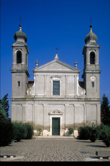 Chiesa parrocchiale di San Pietro Apostolo - Castelnovo Bariano RO 