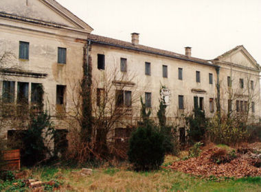 Annesso di villa Morosini-Gattemburg, Volpi di Misurata