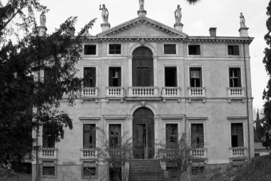 Villa Righi, Zanuso, Herman, Mocenigo, Miari Carlotti, Miari, Casarotti, Meneguzzo