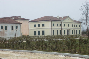 Villa Muzani, Bissari, Curti, Tognazzi - Zervu