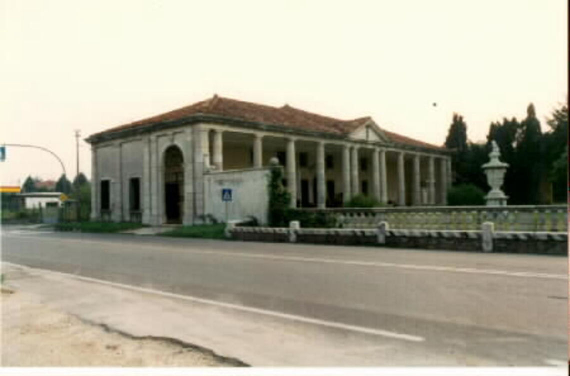 Villa Baroncelli, Rezzonico, Widman, Baroni Semitecolo, Gasparini, Borella