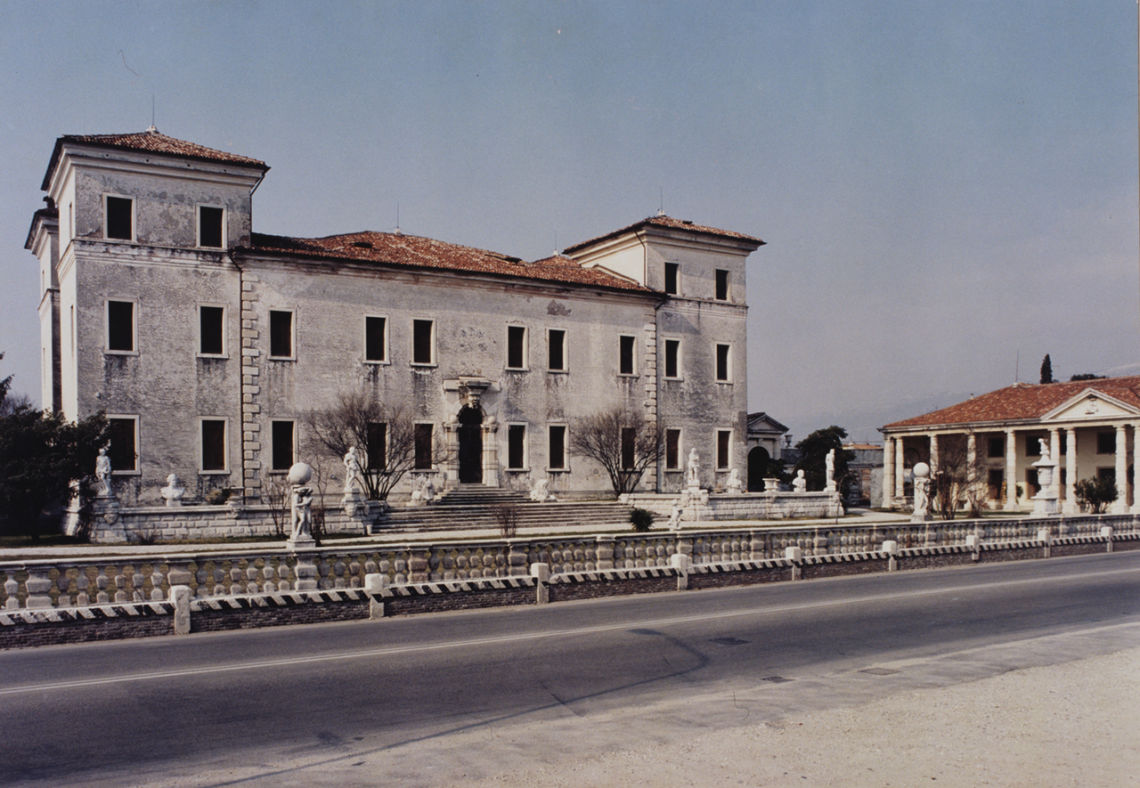 Villa Baroncelli, Rezzonico, Widman, Baroni Semitecolo, Gasparini, Borella
