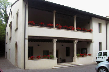 Villa Pizzoni, Rota-Barbieri, detta "Casa del Sole" 