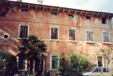Villa Nichesola, Sometti 
