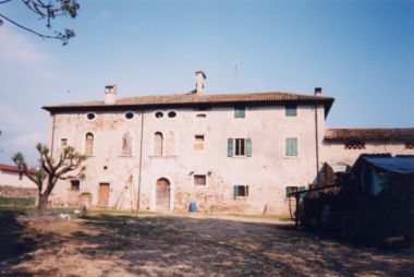 Villa Becelli, Poggi 