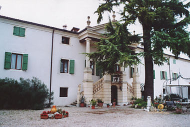 Villa Gazzola, Bimbato - Mazzi 