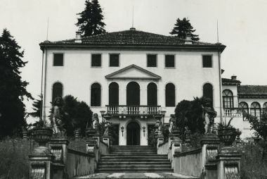 Villa Diedo, Chielin, Malvezzi, Tadini, Basso, detta "delle Rose"