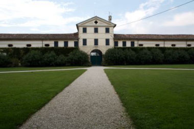 Villa Bressa, Guillion Mangilli, detta "Casa del Francese" 
