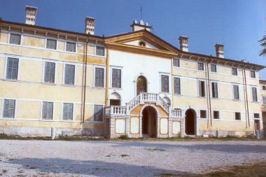 Villa Cavazzocca, Mazzanti, Comencini, Zanetti detta "Cariola" 
