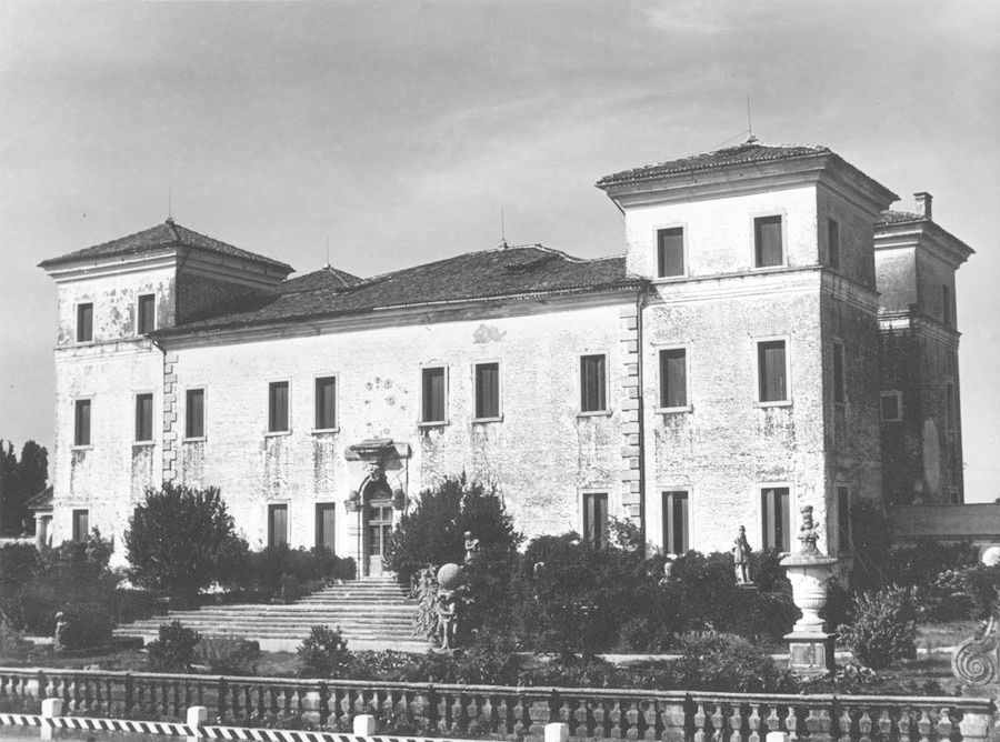Giardino di Villa Baroncelli, Rezzonico, Widman, Baroni Semitecolo, Gasparini, Borella