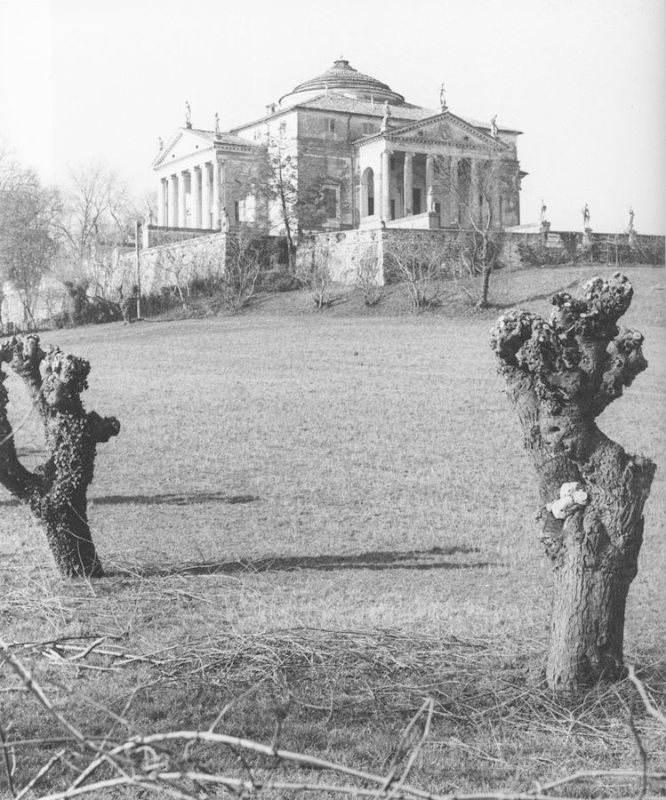 Giardino di Villa Almerico, Capra, Conti Barbaran, Albertini, Zannini, Valmarana, detta "La Rotonda"