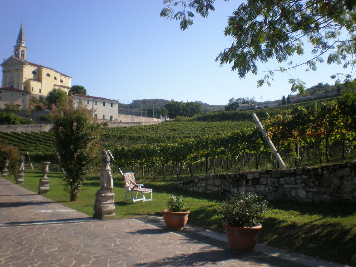 Giardino di Villa Arnaldi, Borselli, Manzoni, Miotti, Valcasara, detta "Ca' Manzoni"