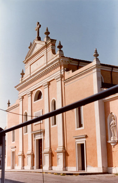 Chiesa Arcipretale della Natività della Beata Vergine Maria - Fiesso Umbertiano RO 
