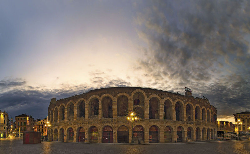 Arena di Verona -  Archivio BIBLOS (Roberto Barcellona)