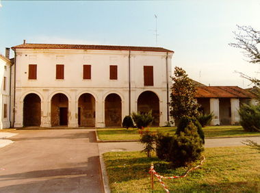 Casa canonica 