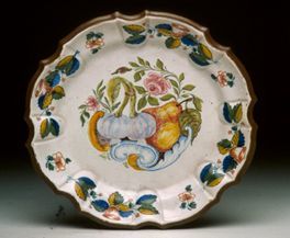 Museo Civico della Ceramica G. De Fabris, Piatto mistilineo -  Catalogo regionale dei Beni culturali