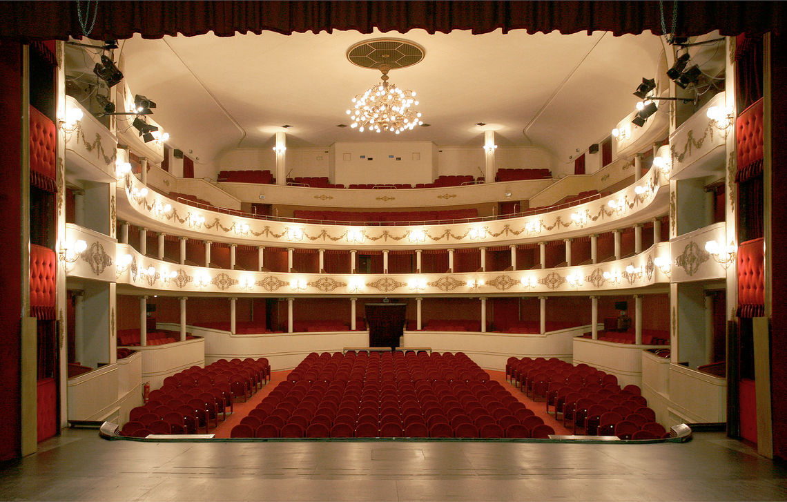 Teatro Nuovo Verona -  Teatro Stabile Verona