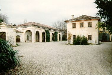 Adiacenze di villa Sicher, Barnabò