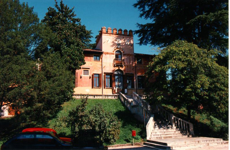 Villa Barbarella, Avogadro degli Azzoni