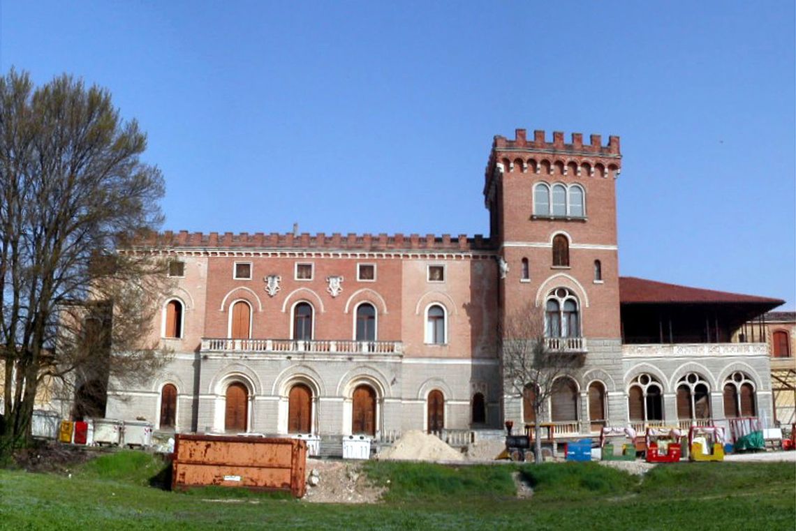 Villa Campiglia, Gonzaga, Mazzucchelli, Salvi, Negri de Salvi, Negri de Salvi Reina, Michelazzo