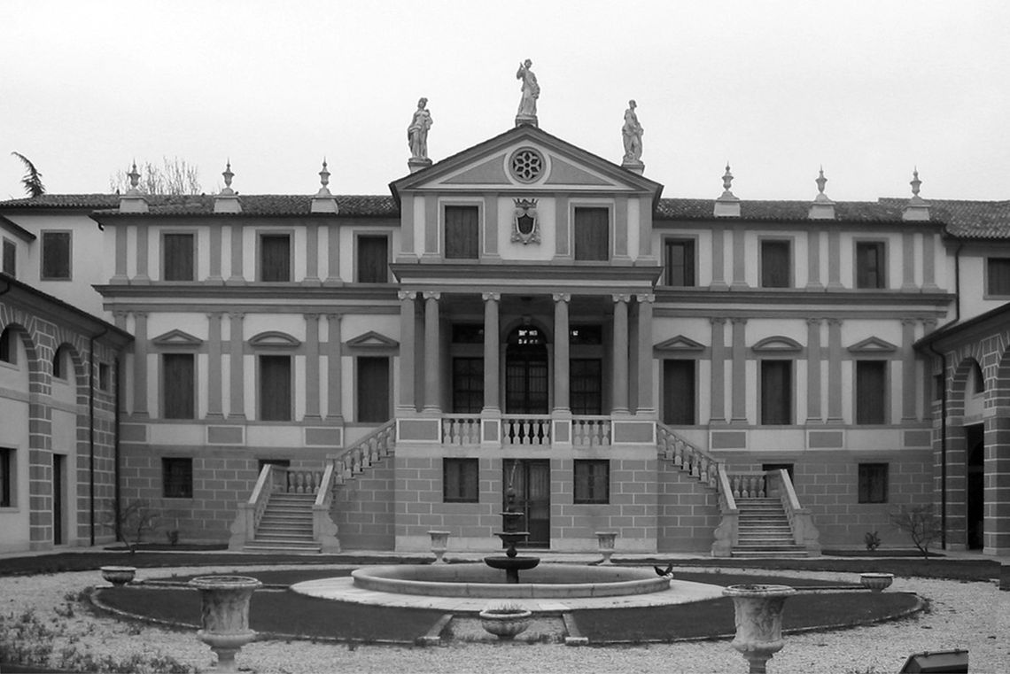 Villa Cortellotto, Ferrari, Comello