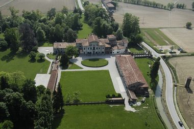 Villa Dionisi, detta "Ca' del Lago"