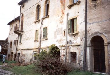 Villa Morando, detta la "Colombina"