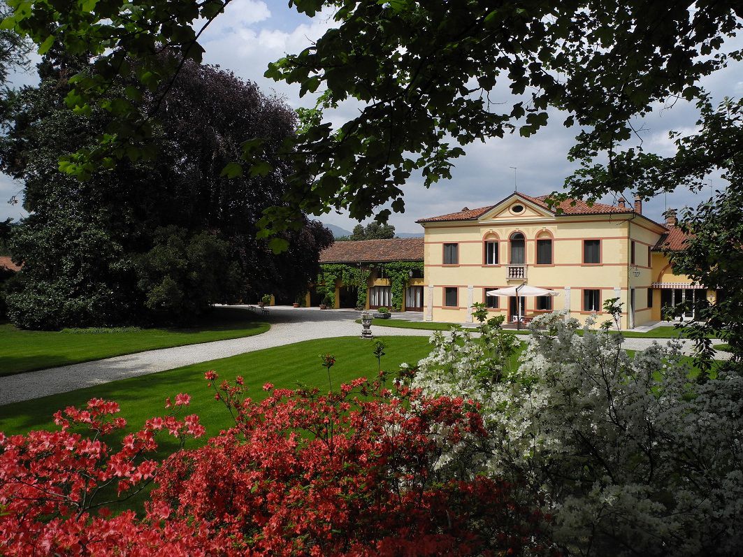 Villa Morosini, Lampertico, Bonaguro, Vanzo Mercante, Caffo, Sturm, Marinotti, Cerantola-Sandri, detta "Gioia Grande"