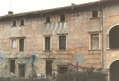 Villa Pavesi, Dalle Molle