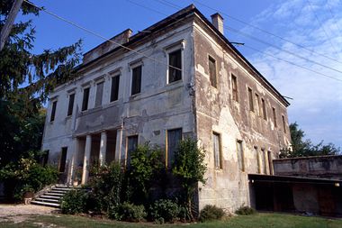 Villa Pellegrini, Zaguri