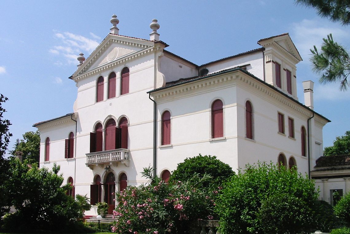 Villa Sagredo, Sgaravatti, Bano