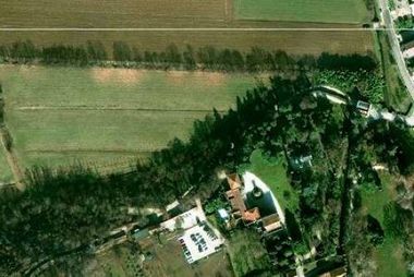 giardino di Villa Bissari, Sforza, Colleoni, De Buzzaccarini, detta "Il Castello"