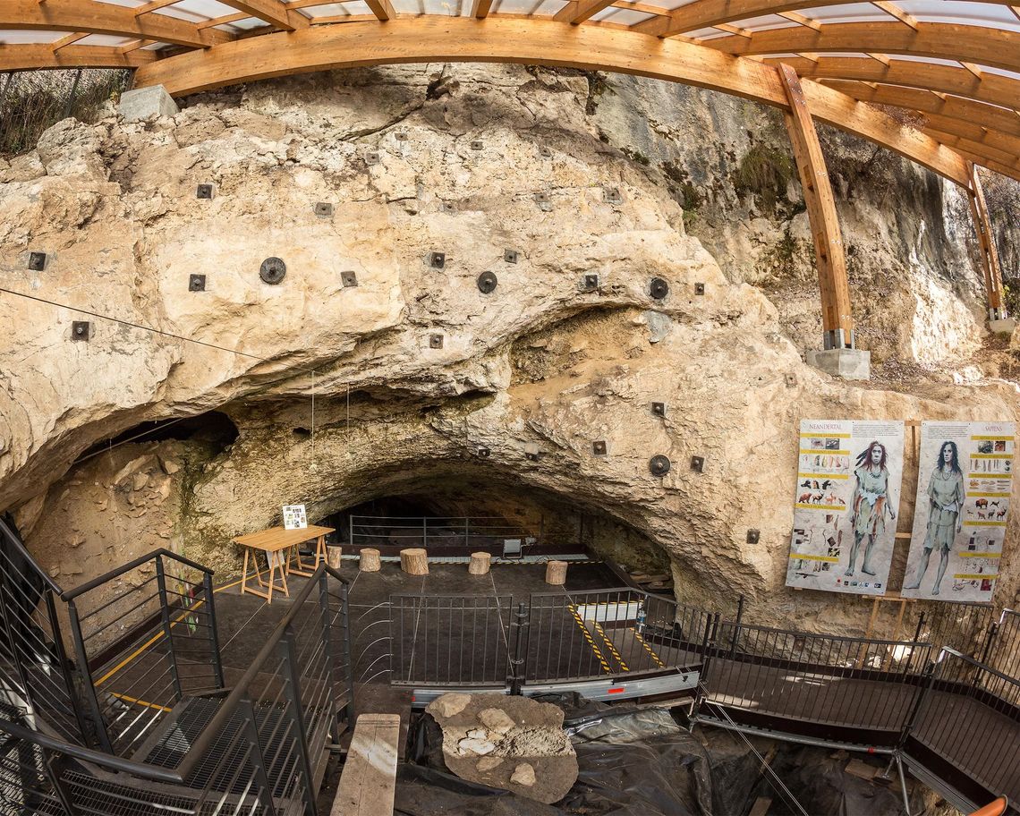 Ingresso alla grotta